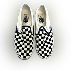 Checkerboard black/white vans size 7.5.